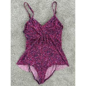 Garnet‎ Hill Women’s Dainty Floral Modest Slimming One Piece Sz 4